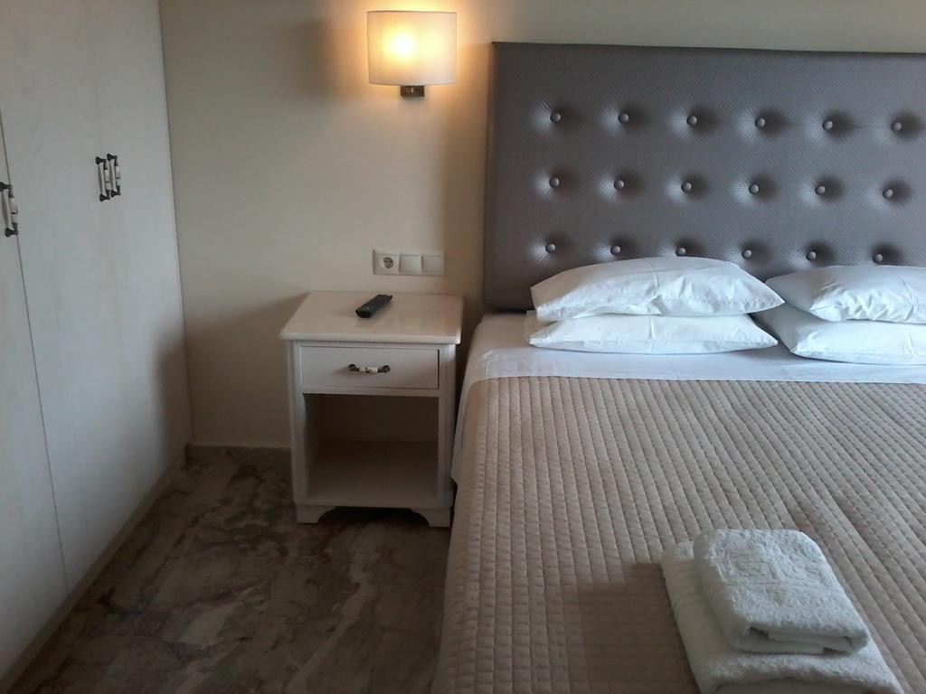 Appartamento Royalrose Palaiokastritsa Esterno foto